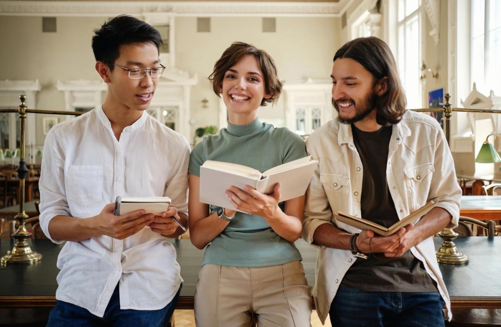 Sesión de trabajo colaborativo en grupo de desarrollo personal